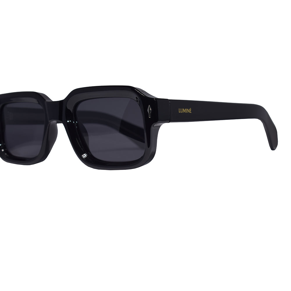 Volt | Black / Smoke