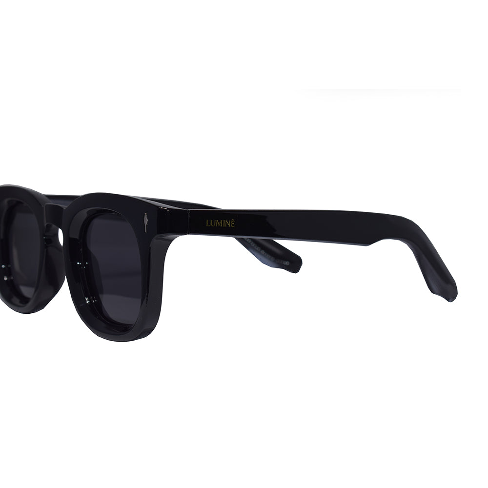 Echo | Black / Smoke