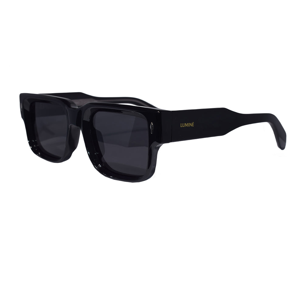Titan | Black / Smoke