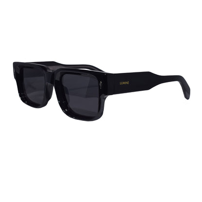 Titan | Black / Smoke